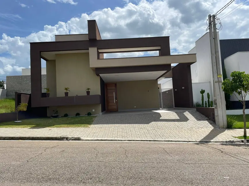 Foto 2 de Casa de Condomínio com 3 quartos à venda, 150m2 em Cacapava - SP