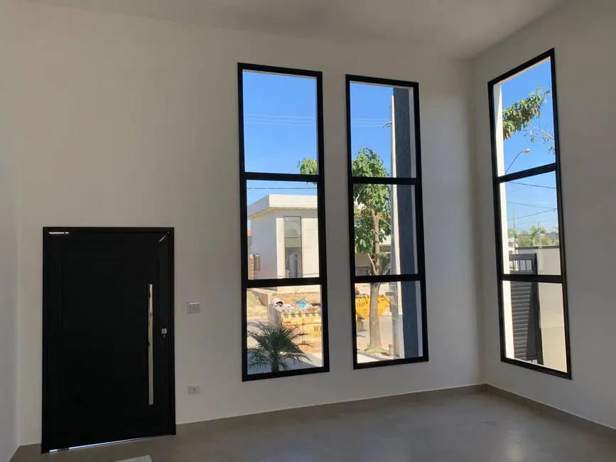 Foto 2 de Casa de Condomínio com 3 quartos à venda, 150m2 em Cacapava - SP