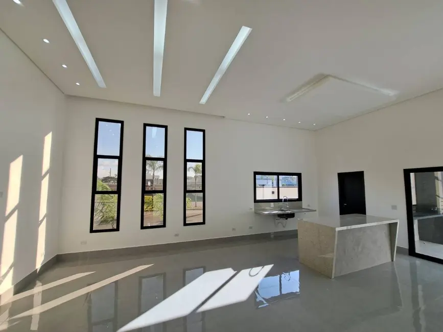 Foto 4 de Casa de Condomínio com 3 quartos à venda, 155m2 em Cacapava - SP