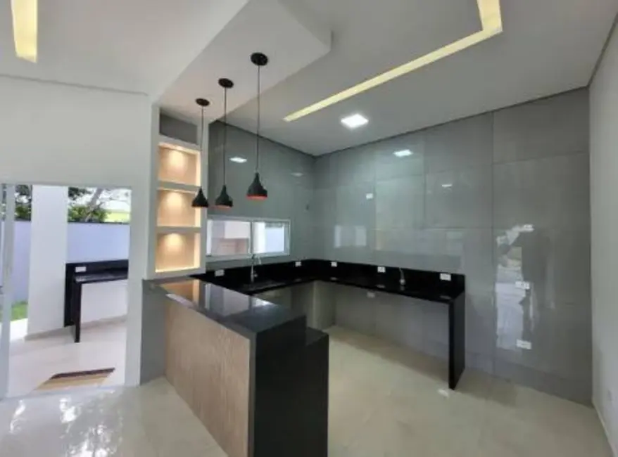 Foto 3 de Casa de Condomínio com 3 quartos à venda, 145m2 em Cacapava - SP