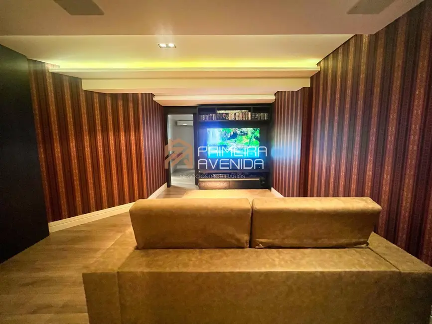 Apartamento com 2 quartos à venda, 220m2 em Sao Jose Dos Campos - SP - imagem 7 Foto 7 de Apartamento com 2 quartos à venda, 220m2 em Sao Jose Dos Campos - SP