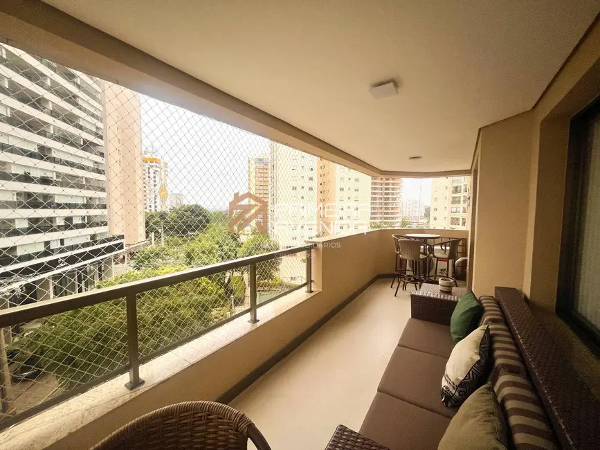 Apartamento com 2 quartos à venda, 220m2 em Sao Jose Dos Campos - SP - imagem 8 Foto 8 de Apartamento com 2 quartos à venda, 220m2 em Sao Jose Dos Campos - SP