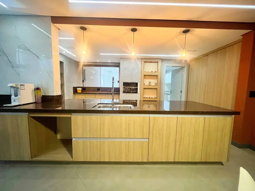 Foto 3 de Apartamento com 2 quartos à venda, 220m2 em Sao Jose Dos Campos - SP