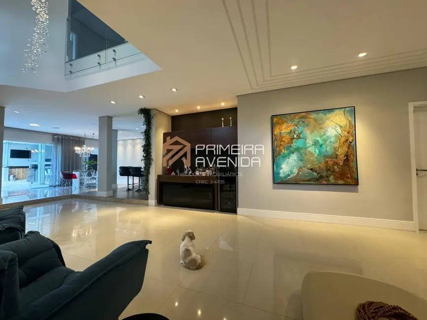 Foto 2 de Casa com 4 quartos à venda, 350m2 em Sao Jose Dos Campos - SP