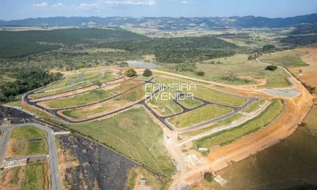 Foto 4 de Terreno / Lote à venda, 660m2 em Cacapava - SP