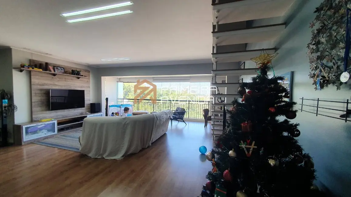 Foto 3 de Apartamento com 4 quartos à venda, 220m2 em Vila Irmãos Arnoni, São Paulo - SP