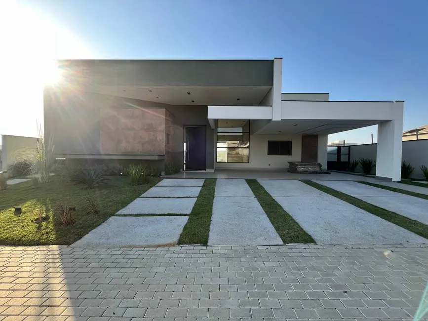 Foto 2 de Casa de Condomínio com 4 quartos à venda, 290m2 em Sao Jose Dos Campos - SP