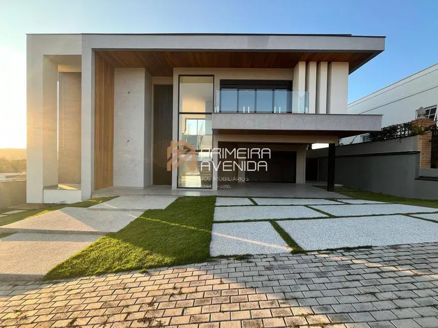 Foto 1 de Casa com 4 quartos à venda, 426m2 em Sao Jose Dos Campos - SP