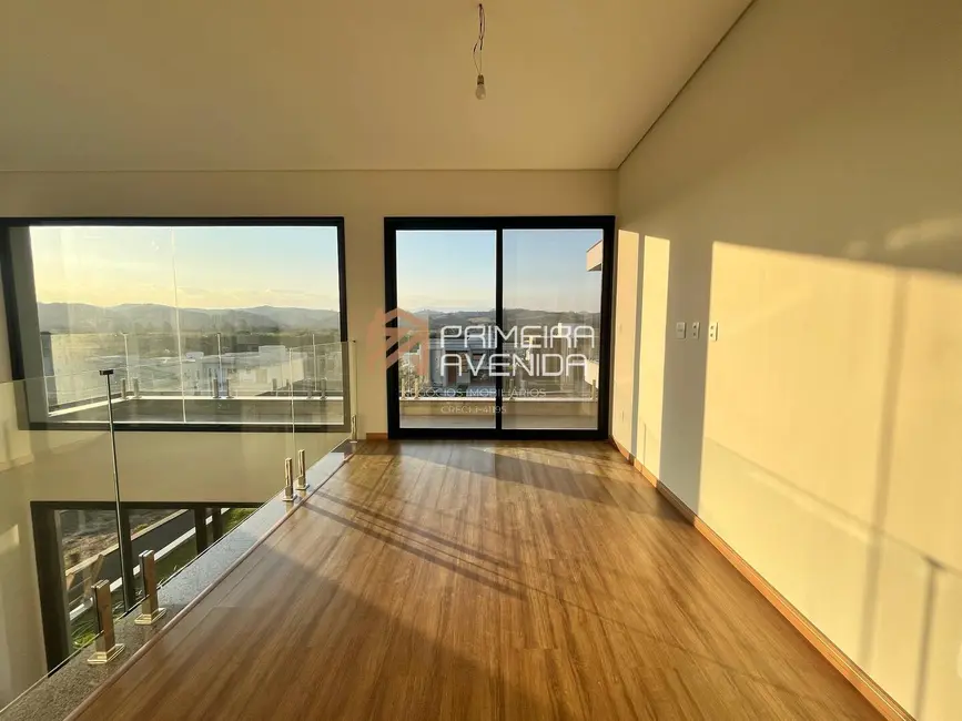 Foto 4 de Casa com 4 quartos à venda, 426m2 em Sao Jose Dos Campos - SP