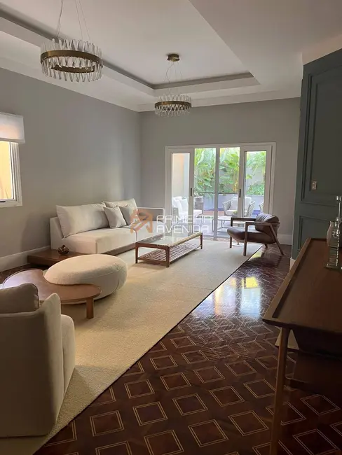 Foto 1 de Casa com 4 quartos à venda, 350m2 em Sao Jose Dos Campos - SP