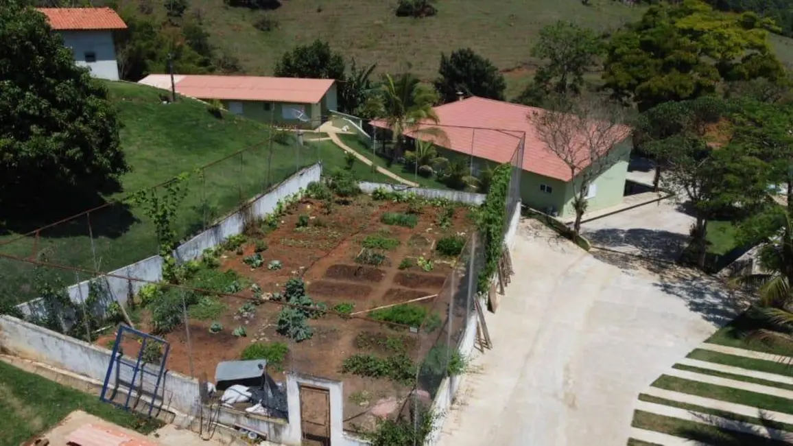 Foto 3 de Sítio / Rancho à venda, 1500m2 em Sao Jose Dos Campos - SP