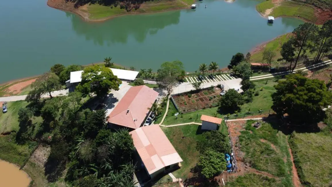 Foto 1 de Sítio / Rancho à venda, 1500m2 em Sao Jose Dos Campos - SP