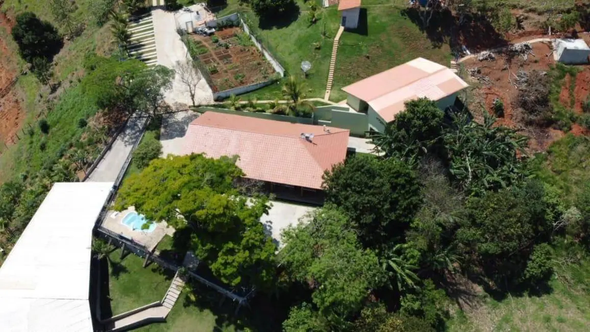 Foto 2 de Sítio / Rancho à venda, 1500m2 em Sao Jose Dos Campos - SP