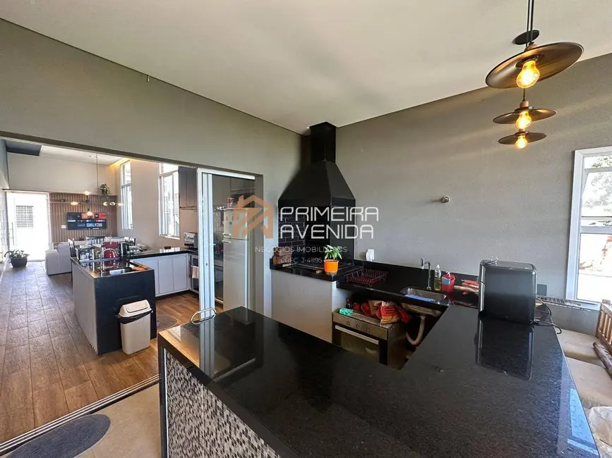 Foto 7 de Sobrado com 5 quartos à venda, 300m2 em Sao Jose Dos Campos - SP