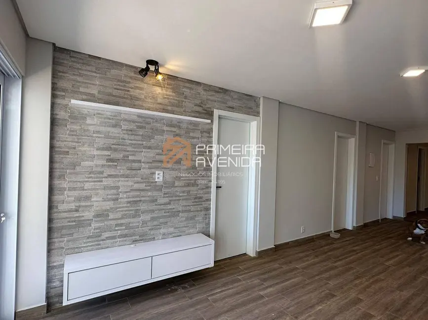 Foto 5 de Sobrado com 5 quartos à venda, 300m2 em Sao Jose Dos Campos - SP