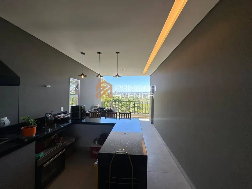 Foto 8 de Sobrado com 5 quartos à venda, 300m2 em Sao Jose Dos Campos - SP