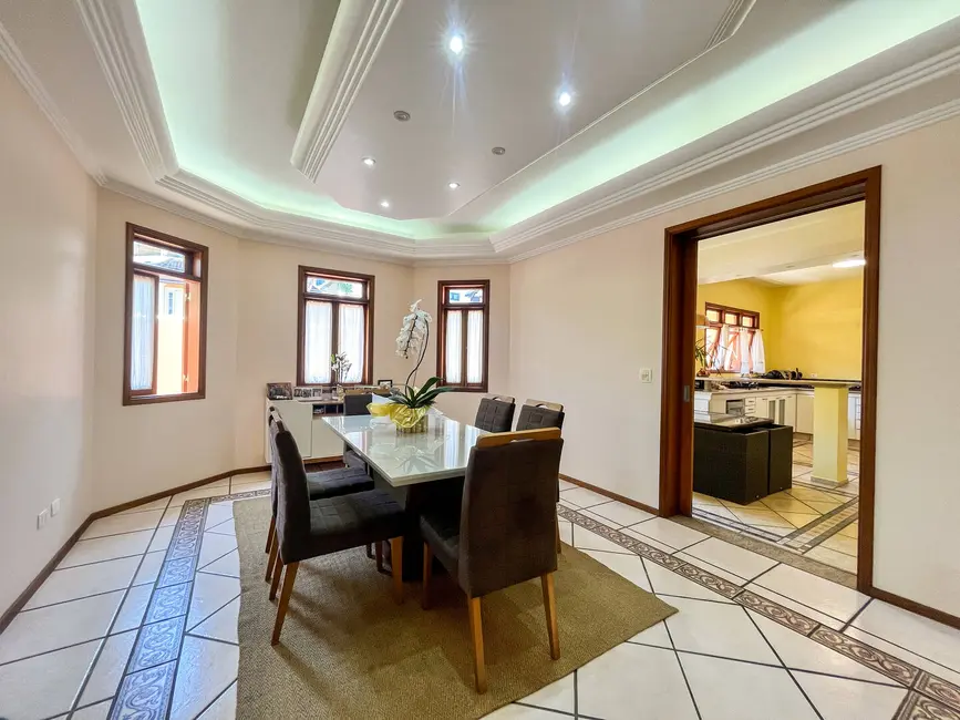 Foto 3 de Casa com 4 quartos à venda, 355m2 em Sao Jose Dos Campos - SP
