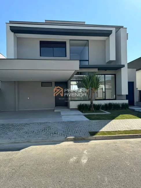 Foto 2 de Casa com 4 quartos à venda, 273m2 em Sao Jose Dos Campos - SP