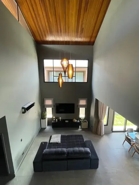Foto 5 de Casa com 4 quartos à venda, 400m2 em Sao Jose Dos Campos - SP