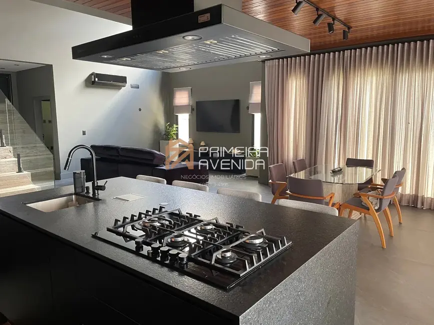 Foto 9 de Casa com 4 quartos à venda, 400m2 em Sao Jose Dos Campos - SP