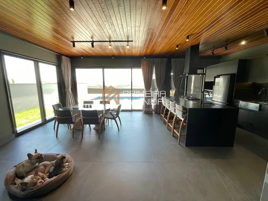 Foto 8 de Casa com 4 quartos à venda, 400m2 em Sao Jose Dos Campos - SP