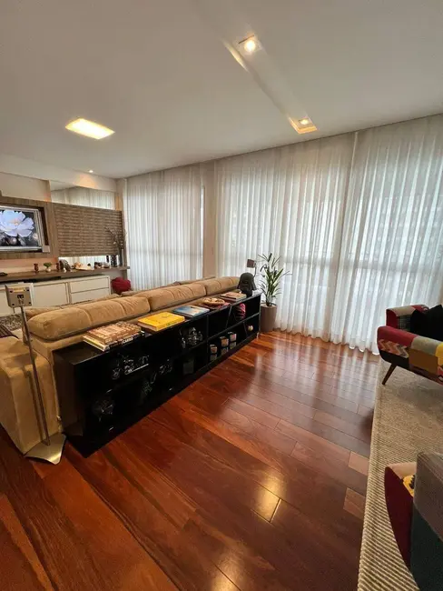 Apartamento com 3 quartos à venda, 142m2 em Sao Jose Dos Campos - SP - imagem 1 Foto 1 de Apartamento com 3 quartos à venda, 142m2 em Sao Jose Dos Campos - SP