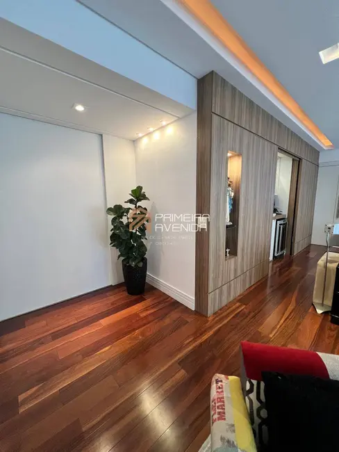 Apartamento com 3 quartos à venda, 142m2 em Sao Jose Dos Campos - SP - imagem 4 Foto 4 de Apartamento com 3 quartos à venda, 142m2 em Sao Jose Dos Campos - SP