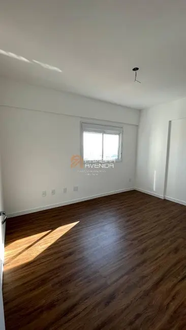 Apartamento com 3 quartos para alugar, 101m2 em Vila Aprazível, Jacarei - SP - imagem 8 Foto 8 de Apartamento com 3 quartos para alugar, 101m2 em Vila Aprazível, Jacarei - SP