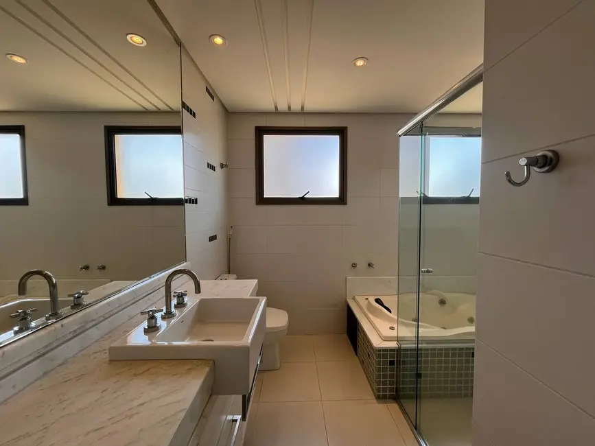 Foto 7 de Apartamento com 4 quartos à venda, 204m2 em Sao Jose Dos Campos - SP
