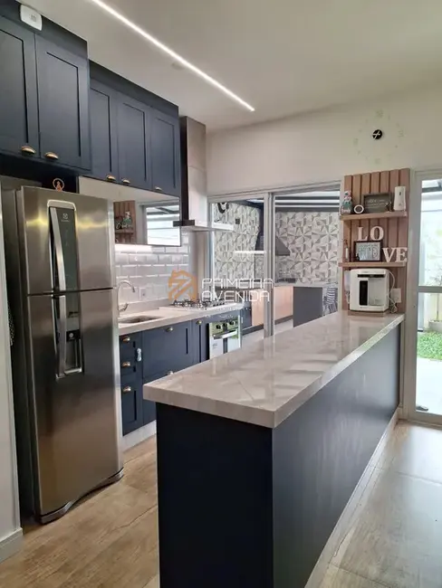 Foto 4 de Casa com 3 quartos à venda, 105m2 em Sao Jose Dos Campos - SP