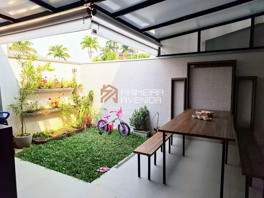 Foto 9 de Casa com 3 quartos à venda, 105m2 em Sao Jose Dos Campos - SP