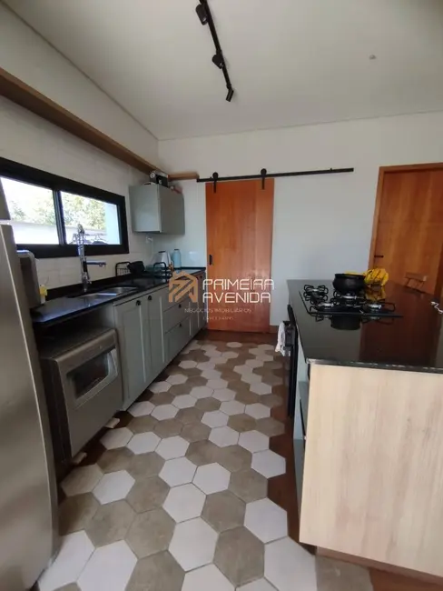 Foto 4 de Casa de Condomínio com 4 quartos à venda, 415m2 em Bairro do Grama, Cacapava - SP