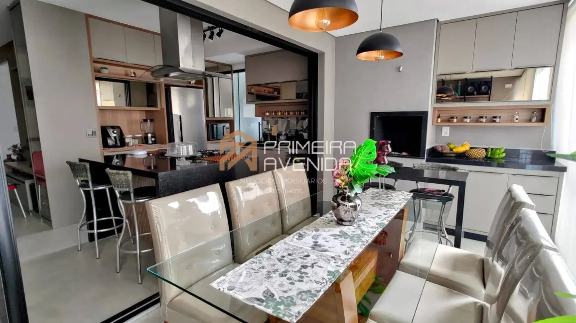 Foto 8 de Apartamento com 2 quartos à venda, 84m2 em Sao Jose Dos Campos - SP