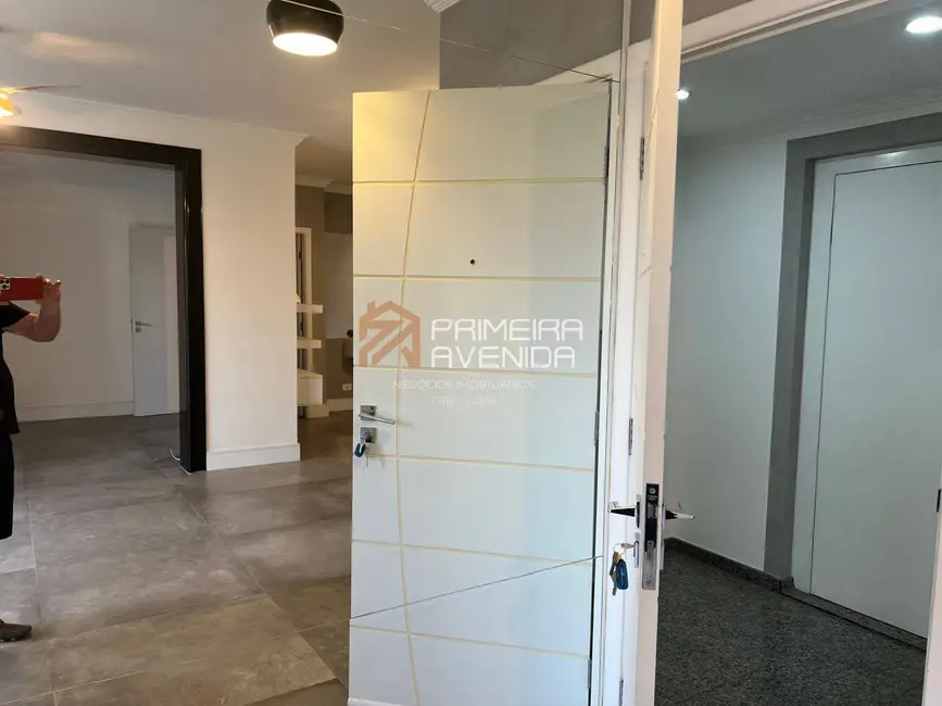 Apartamento com 3 quartos à venda, 130m2 em Sao Jose Dos Campos - SP - imagem 7 Foto 7 de Apartamento com 3 quartos à venda, 130m2 em Sao Jose Dos Campos - SP