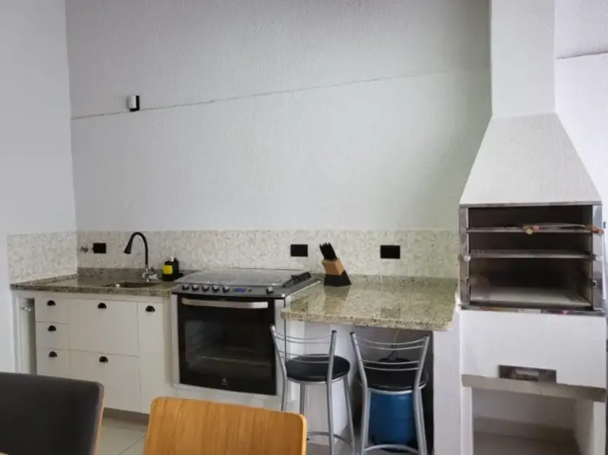 Sobrado com 4 quartos à venda, 188m2 em Sao Jose Dos Campos - SP - imagem 8 Foto 8 de Sobrado com 4 quartos à venda, 188m2 em Sao Jose Dos Campos - SP