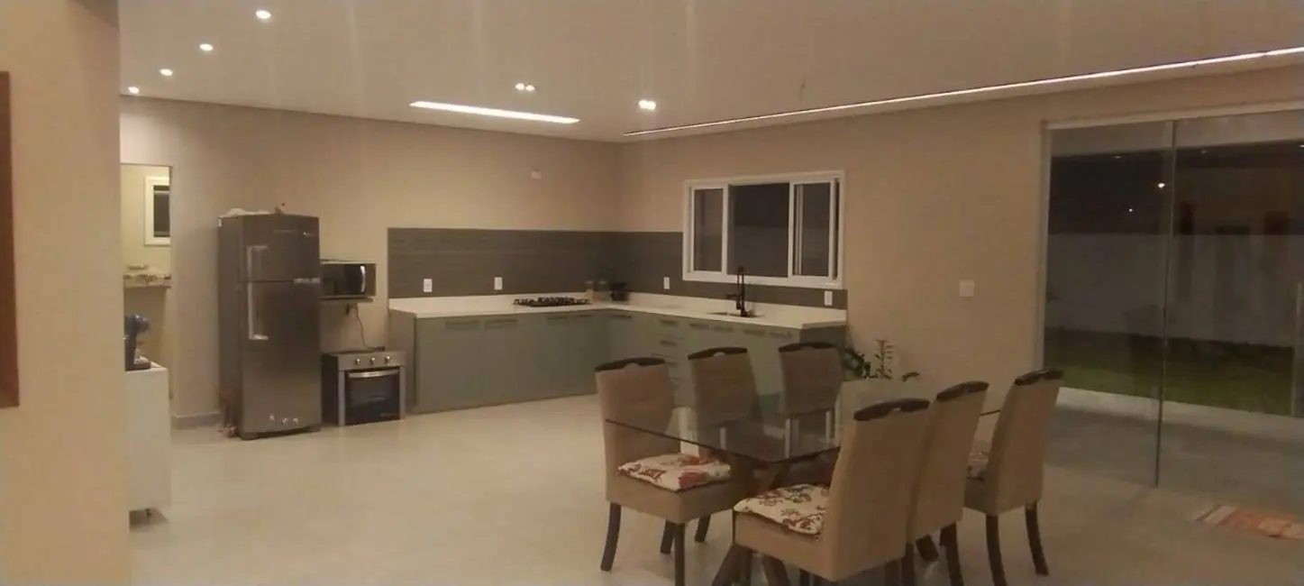 Foto 6 de Casa com 4 quartos à venda, 326m2 em Condomínio Residencial Ecopark Bourbon, Cacapava - SP