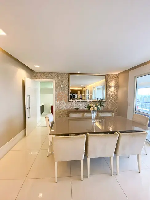 Apartamento com 3 quartos à venda, 194m2 em Sao Jose Dos Campos - SP - imagem 3 Foto 3 de Apartamento com 3 quartos à venda, 194m2 em Sao Jose Dos Campos - SP