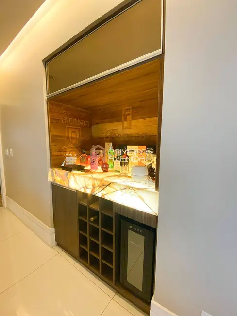 Apartamento com 3 quartos à venda, 194m2 em Sao Jose Dos Campos - SP - imagem 8 Foto 8 de Apartamento com 3 quartos à venda, 194m2 em Sao Jose Dos Campos - SP