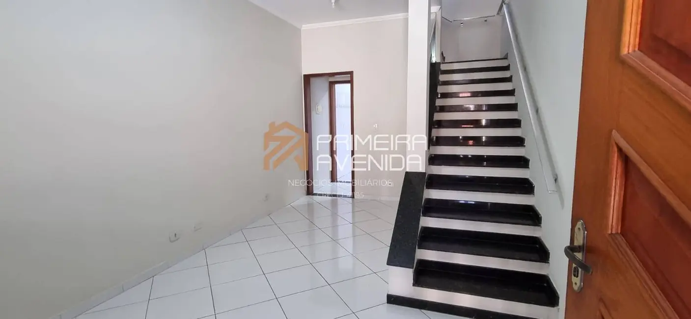 Foto 2 de Sobrado com 4 quartos à venda, 120m2 em Sao Jose Dos Campos - SP