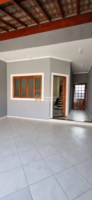 Foto 1 de Sobrado com 4 quartos à venda, 120m2 em Sao Jose Dos Campos - SP