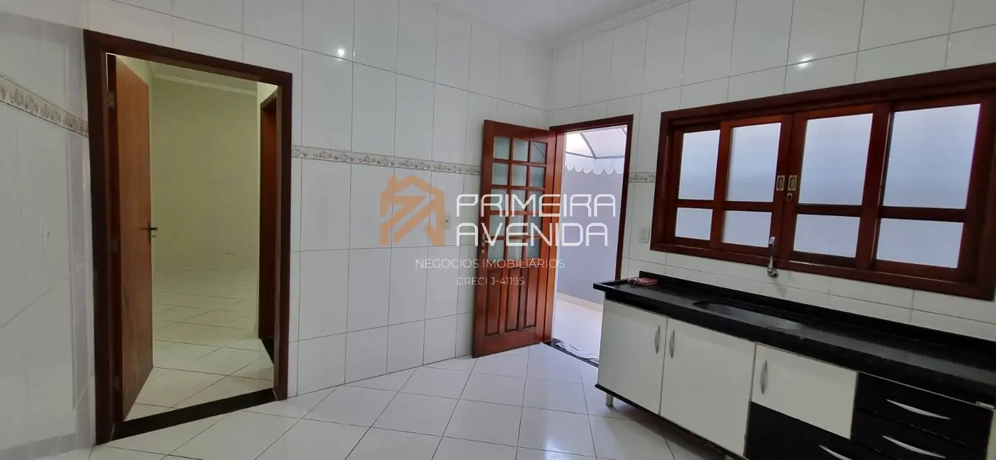 Foto 4 de Sobrado com 4 quartos à venda, 120m2 em Sao Jose Dos Campos - SP