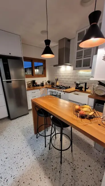 Foto 6 de Casa com 3 quartos à venda, 140m2 em Sao Jose Dos Campos - SP