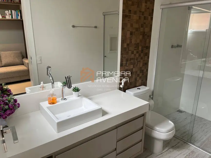 Casa com 5 quartos à venda, 375m2 em Sao Jose Dos Campos - SP - imagem 5 Foto 5 de Casa com 5 quartos à venda, 375m2 em Sao Jose Dos Campos - SP