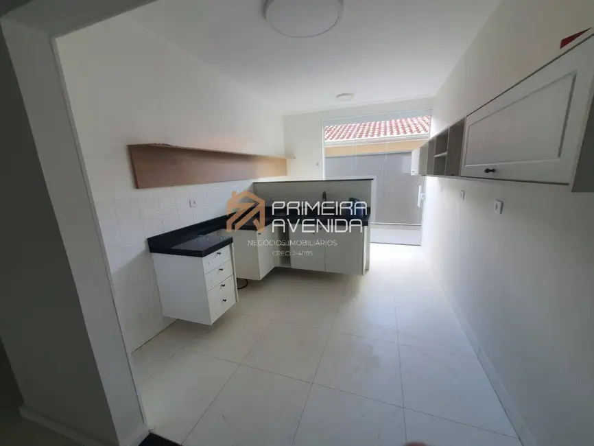 Casa com 3 quartos à venda, 225m2 em Sao Jose Dos Campos - SP - imagem 4 Foto 4 de Casa com 3 quartos à venda, 225m2 em Sao Jose Dos Campos - SP