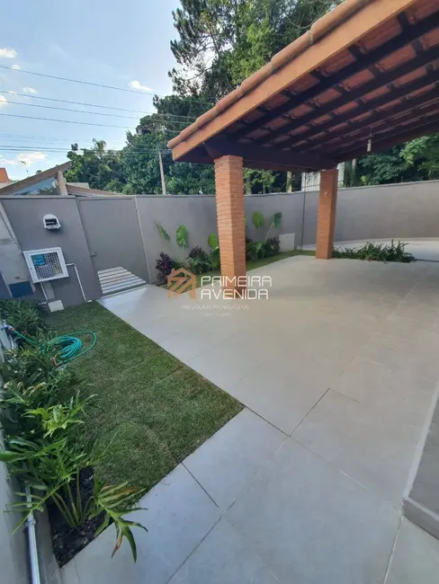 Casa com 3 quartos à venda, 225m2 em Sao Jose Dos Campos - SP - imagem 9 Foto 9 de Casa com 3 quartos à venda, 225m2 em Sao Jose Dos Campos - SP