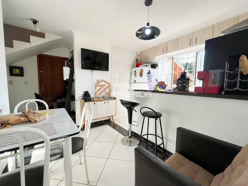 Casa com 2 quartos à venda, 54m2 em Sao Jose Dos Campos - SP - imagem 2 Foto 2 de Casa com 2 quartos à venda, 54m2 em Sao Jose Dos Campos - SP