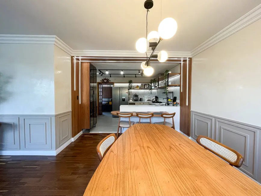 Foto 9 de Apartamento com 4 quartos à venda, 247m2 em Sao Jose Dos Campos - SP