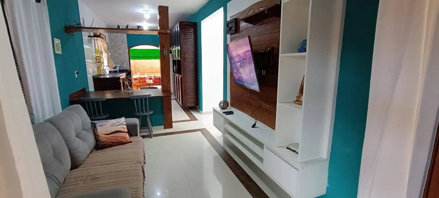 Foto 2 de Casa com 3 quartos à venda em Ubatuba - SP