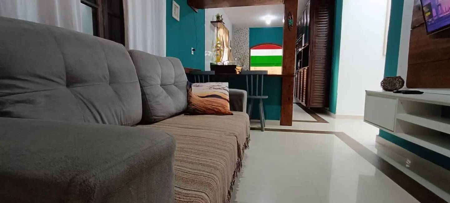 Foto 4 de Casa com 3 quartos à venda em Ubatuba - SP