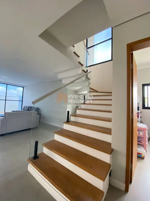 Foto 1 de Casa com 3 quartos à venda, 311m2 em Sao Jose Dos Campos - SP